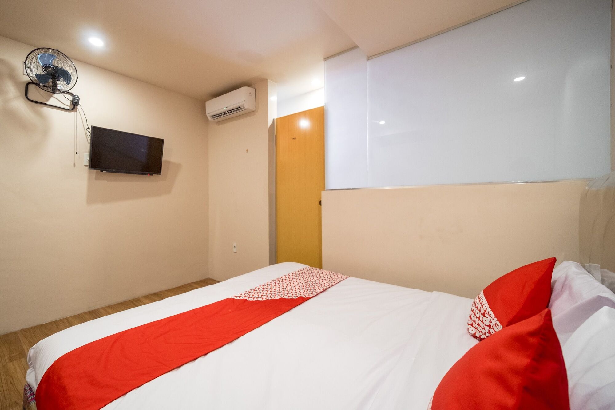Oyo 291 Medan City Syariah Luaran gambar